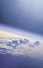 Wolkenbänke über dem Indischen Ozean